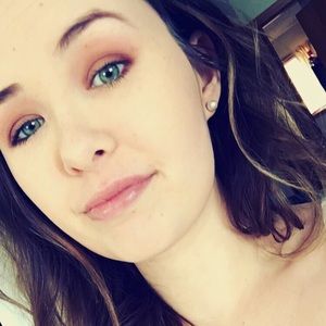 Meet your Posher, Jess